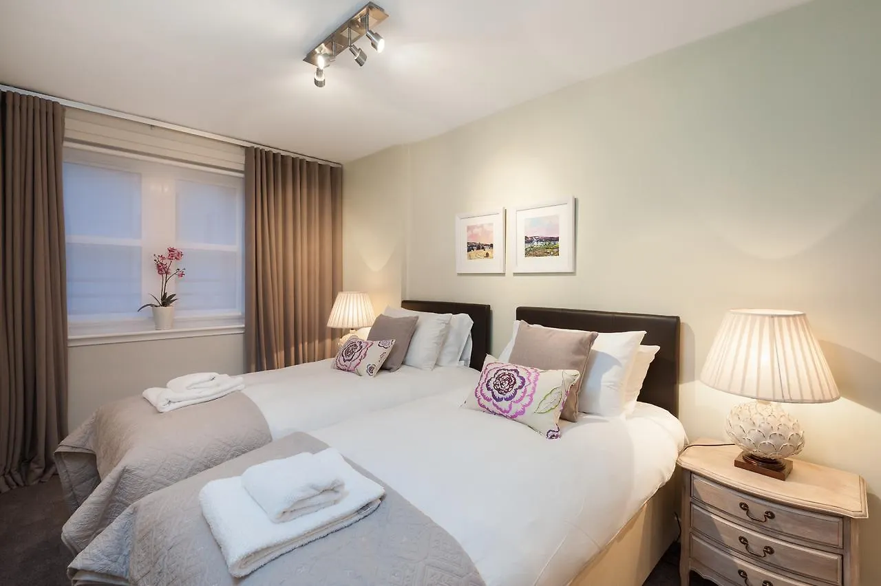 The Botanist Apartment Edinburgh Old Town 2 Bedroom Lift Parking United Kingdom