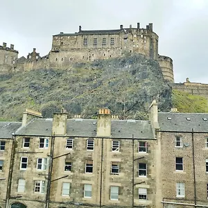 Amazing - Websters Land - Castle View Apartment
